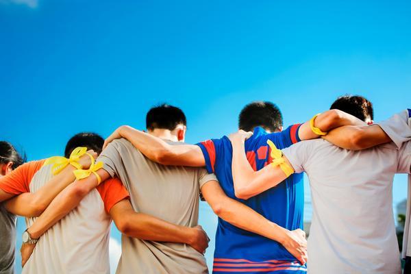 如何轻松打造朋友圈内容,吸引更多女孩子关注?图1