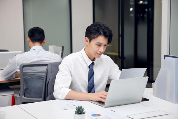 《移动青年市场策略分析:新兴市场的机遇与挑战》图1