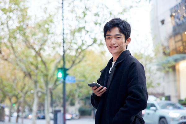 手机贷行业危机|贷款平台倒闭对借款人影响及应对策略 图1