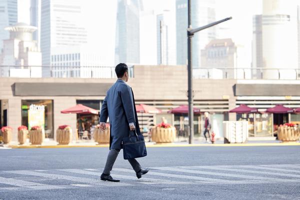 开发冰雪旅游市场策略:企业如何抓住冬季旅游热潮 图1