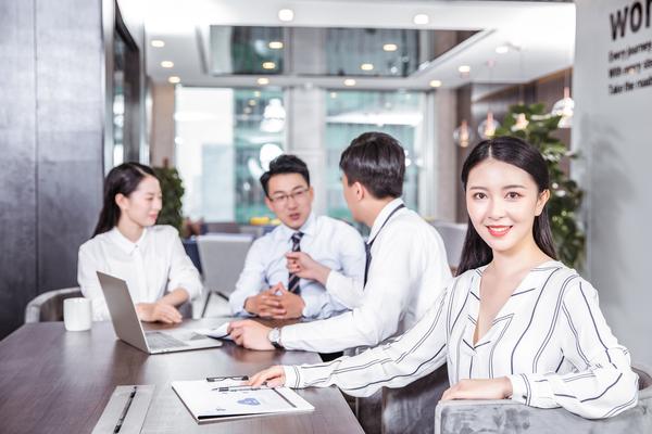 律师行业竞争激烈,如何脱颖而出? 图1