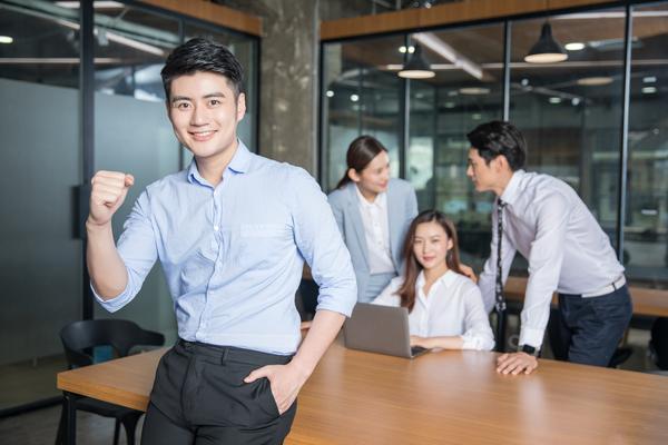 餐饮行业商业计划书从立项到盈利的关键一步 图2
