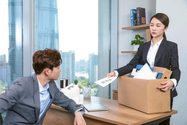 同仁堂行业竞争结构与项目融资及企业贷款的