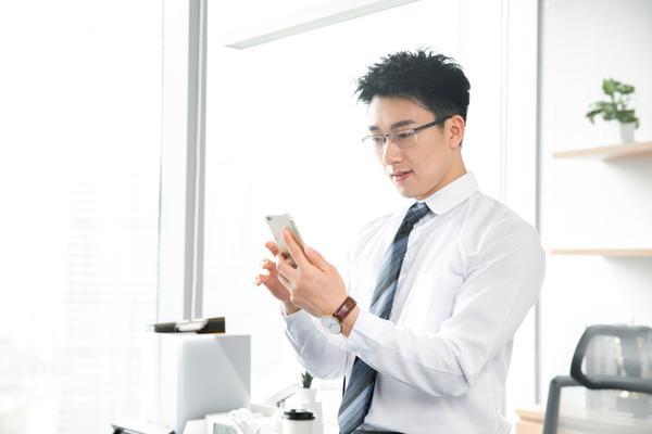 《足浴行业工作服市场需求调查报告与图片解析》图1