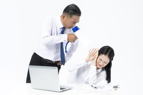 面板行业迈向未来：业务发展趋势分析 图2