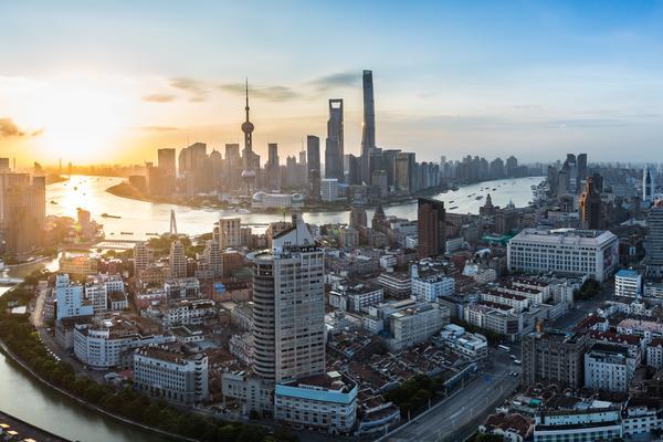 上海石化同行业竞争力排名：项目融资视角下的分析与策略 图1