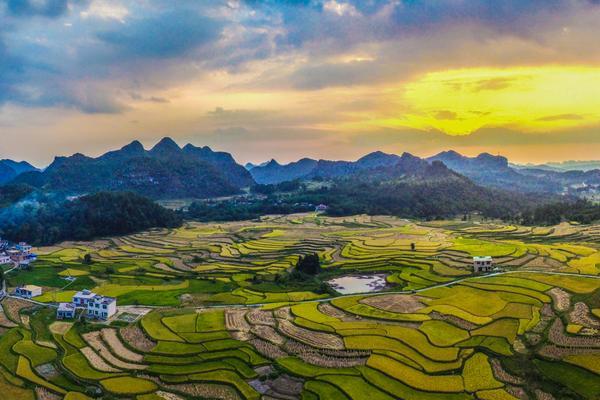 虚拟旅游的品牌广告策划：推动旅游业数字化转型的创新路径 图1
