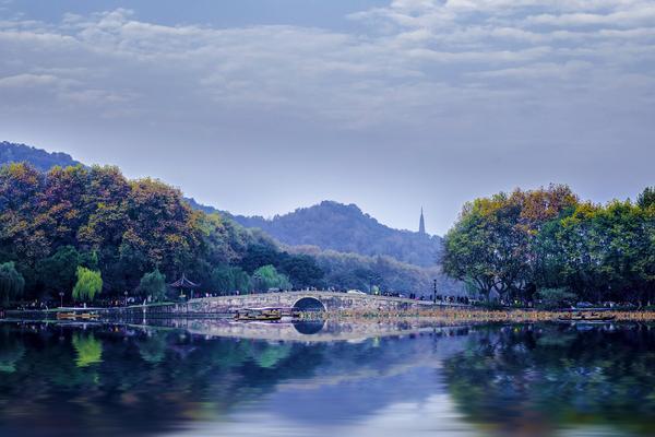 绿色环保民宿商业计划书范文：打造绿色环保的未来旅游业图1