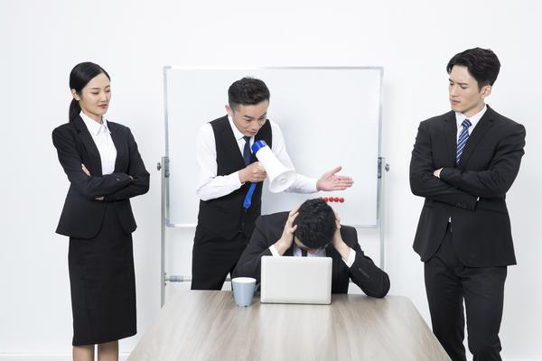 《生态营销活动海报图片：展示绿色科技，传递环保理念》 图2