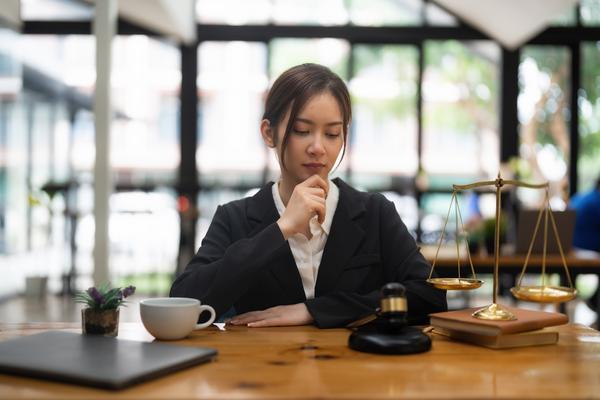 重案现场摧毁违法车贷团伙案件的风险防范与应对策略 图1
