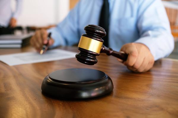 贷款还不上|冻结担保人工资的法律与实务分析 图1