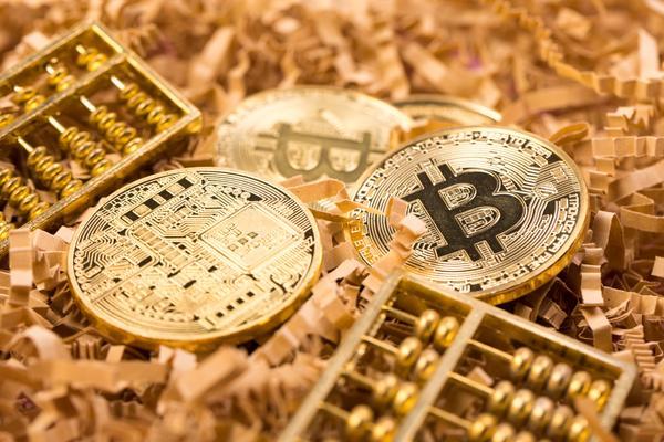 虚拟货币上市公司:探索加密货币行业的未来发展方向图1