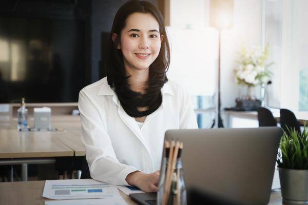 担保人财产被冻结|债务人诉讼权利|债权人权益保护 图2