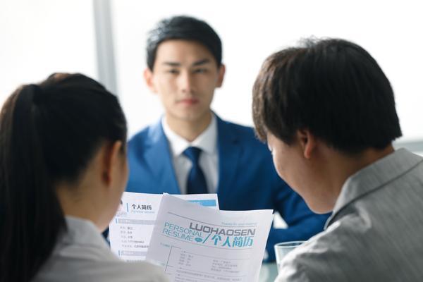 兆龙互连同行业竞争对手分析