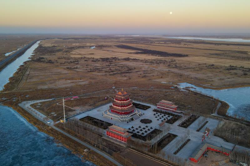 月饼甜甜蜜蜜，营销活动乐乐乐：探秘中秋传统习俗，共度团圆佳节图1