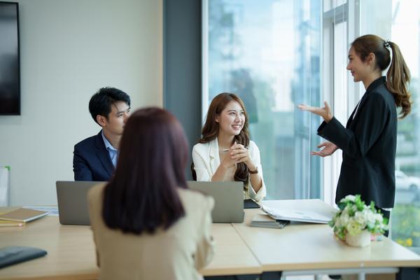 高竞争行业:如何获得高工资? 图2